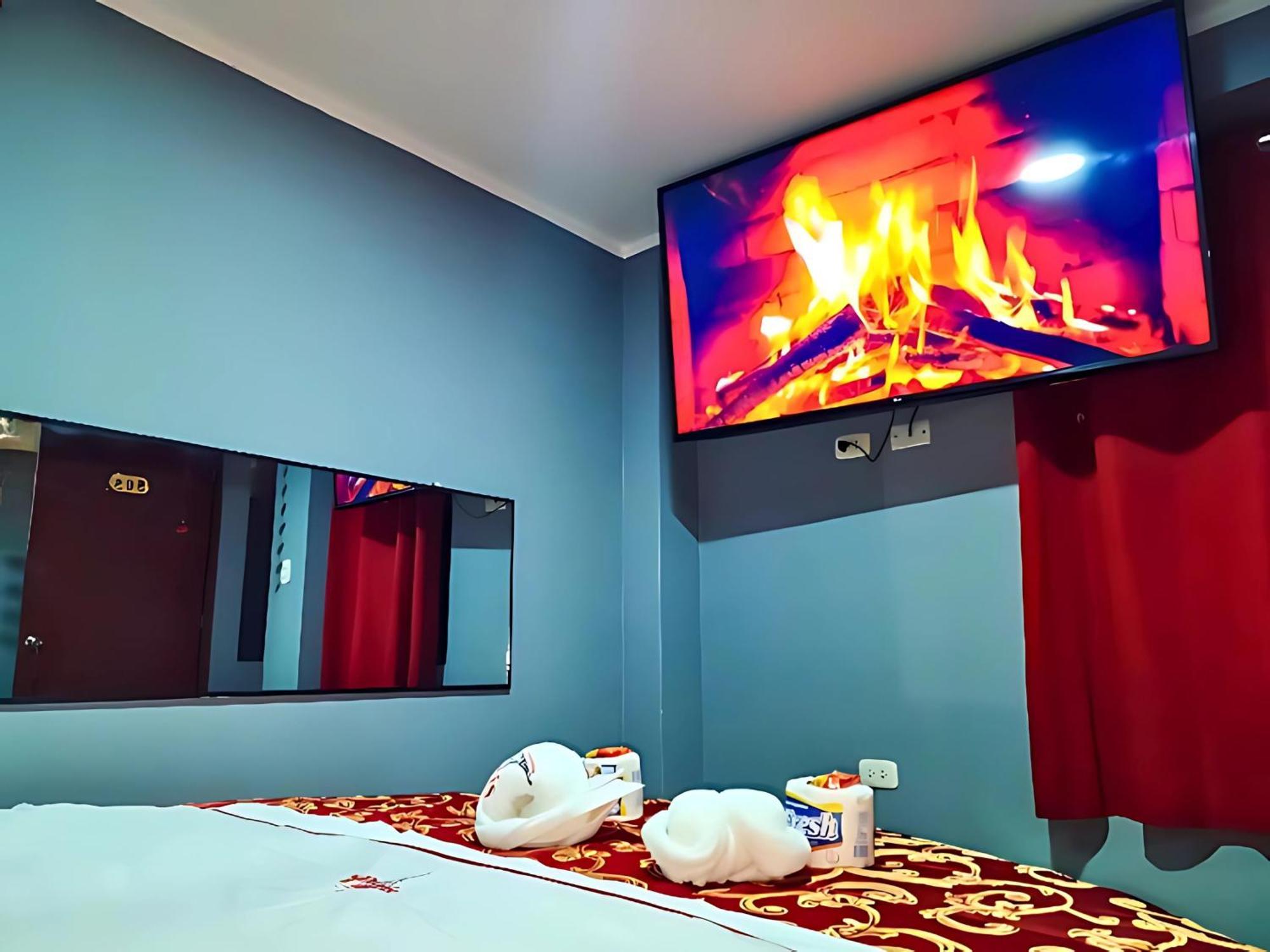 Hotel Visita Con Excelente Ubicacion, Wifi Gratis Y Vistas En 