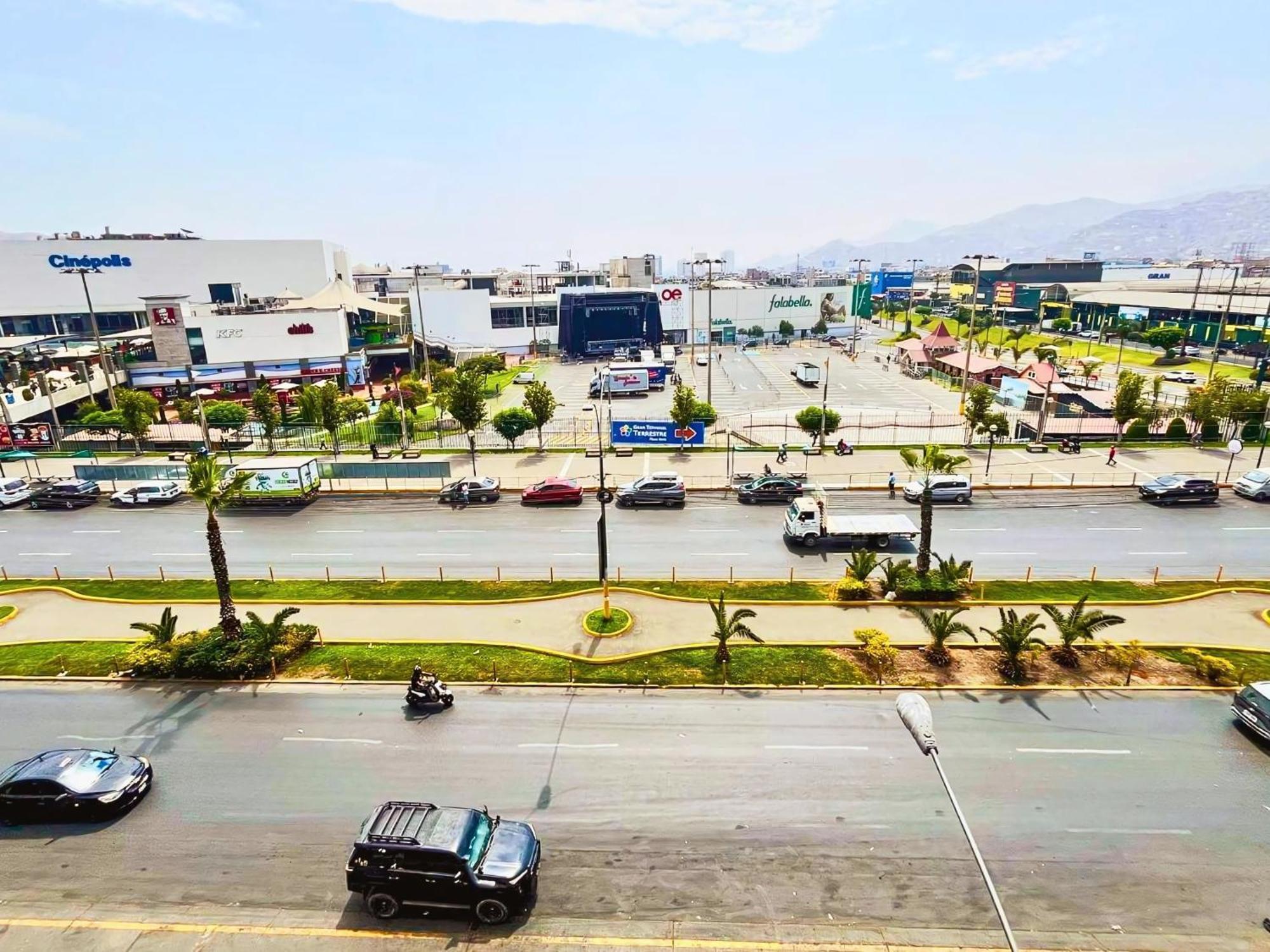 Visita Con Excelente Ubicacion, Wifi Gratis Y Vistas En 