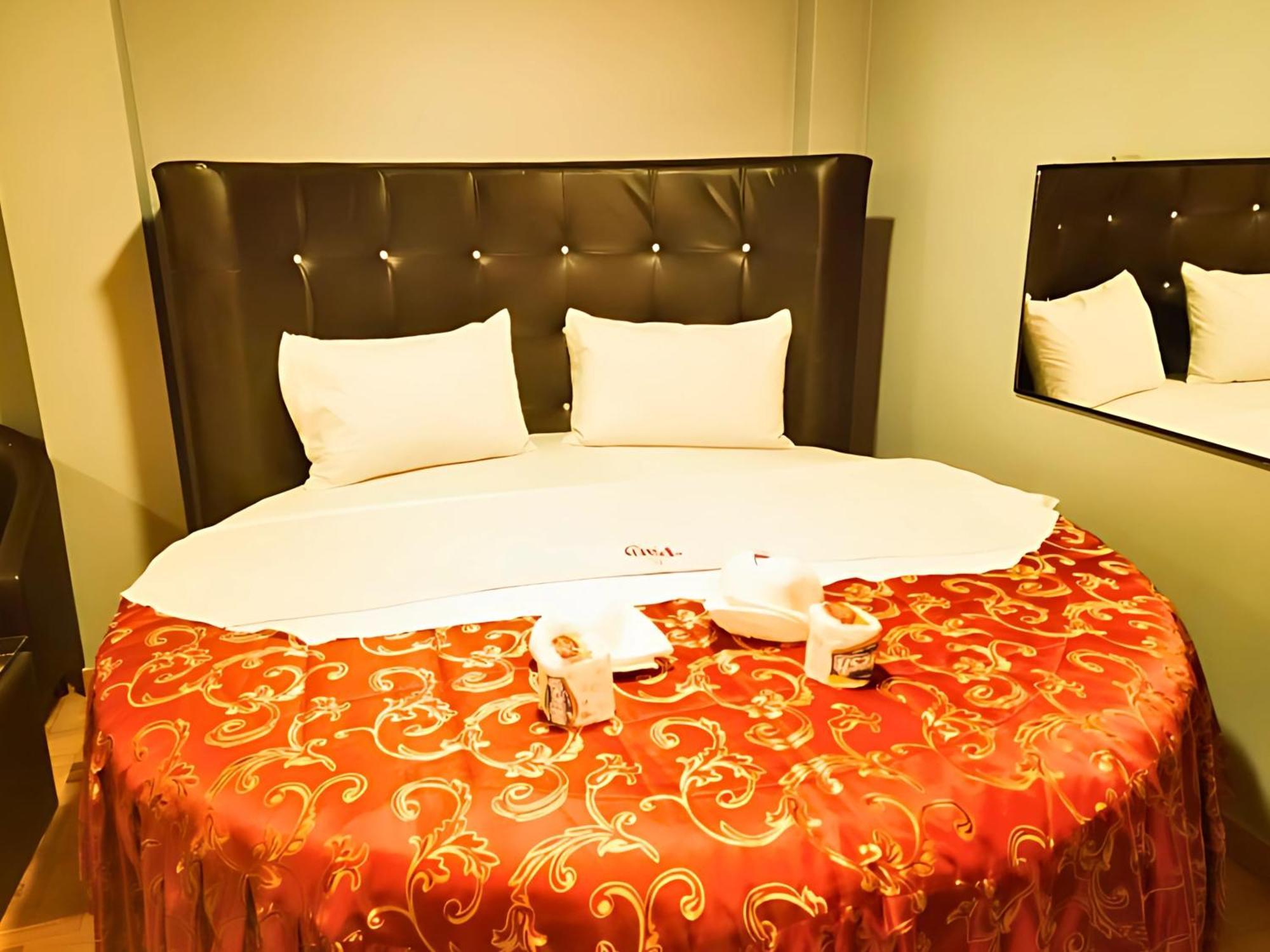 Hotel Visita Con Excelente Ubicacion, Wifi Gratis Y Vistas En 