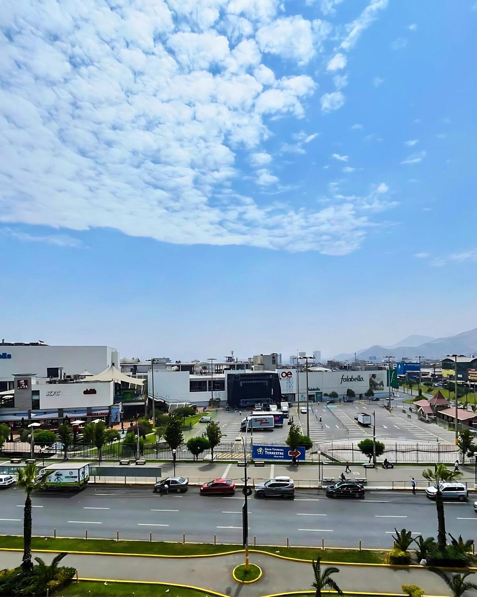 Visita Con Excelente Ubicacion, Wifi Gratis Y Vistas En 